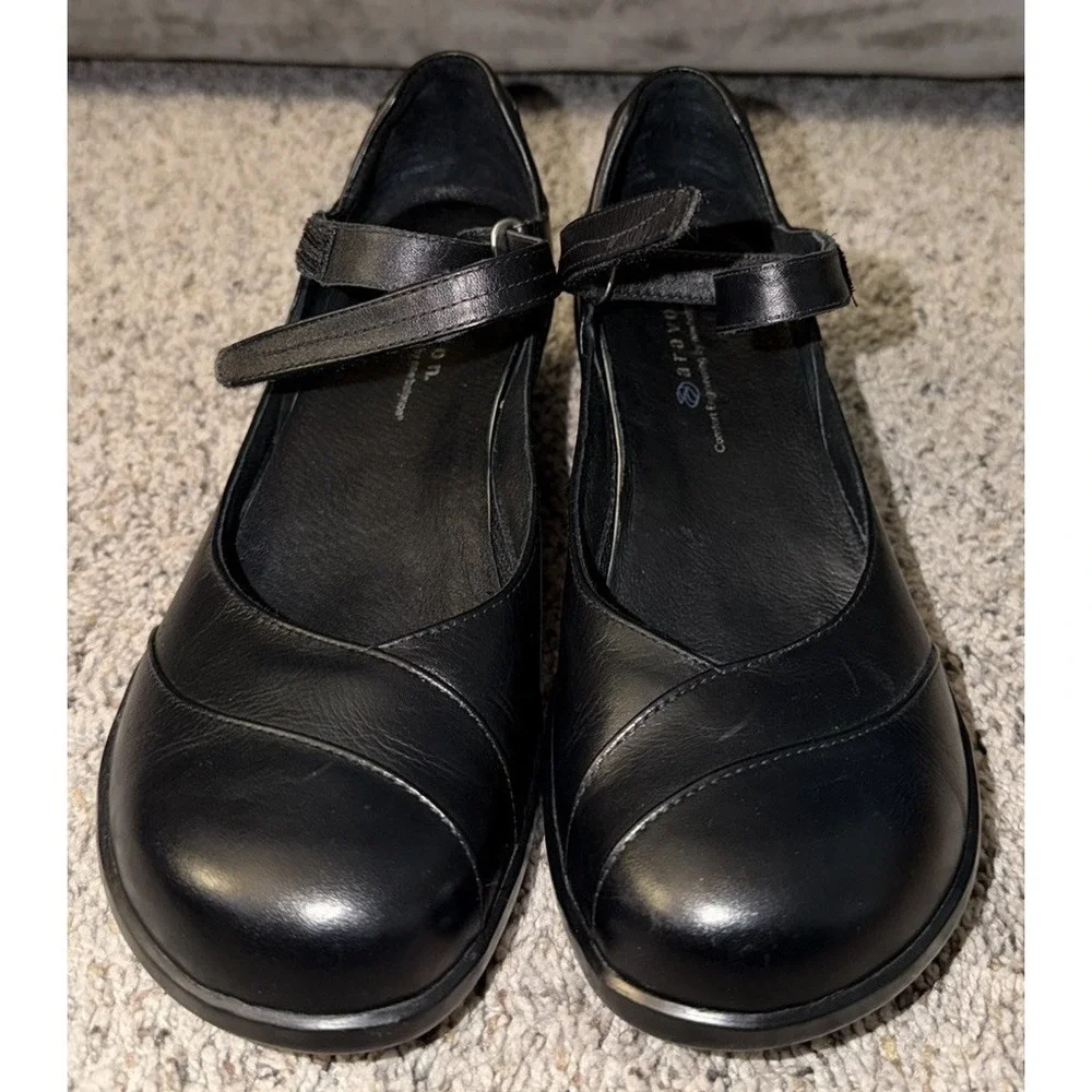 Aravon Womens Size 9.5 AA Black Leather Mary Jane Heels Comfort Shoes‎